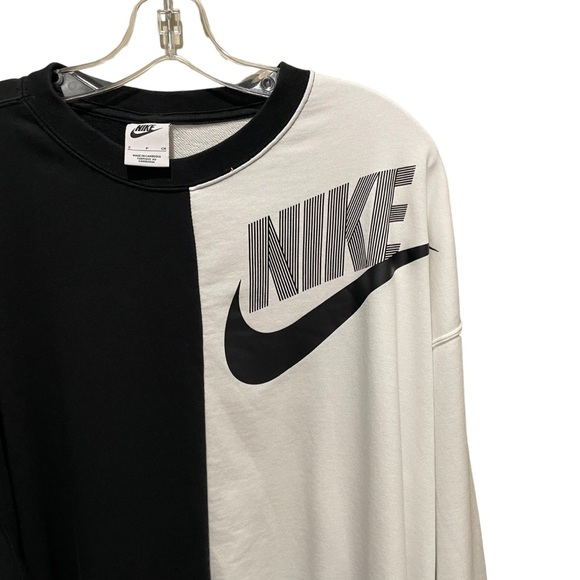 Nike Oversized Sportswear Sweatshirt Black and White Size Small - Picture 8 of 11
